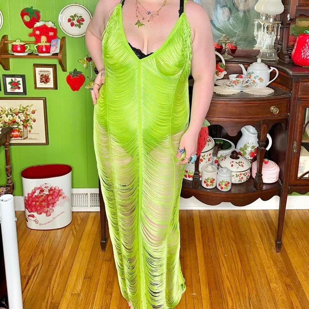 BNWT Sold Out Pretty Little Thing layered purposely distressed fringe maxi dress